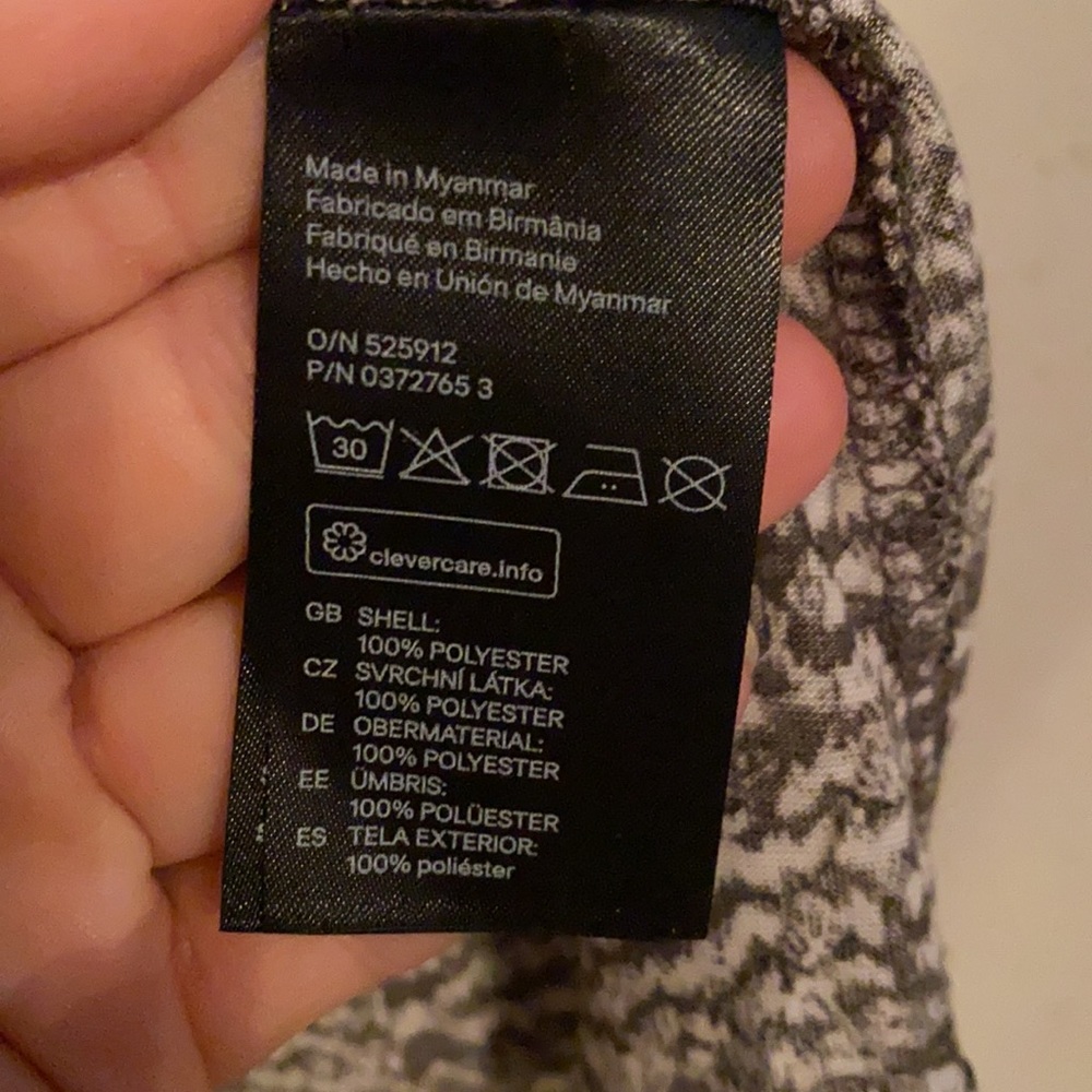 H&M - Picture 4 of 5